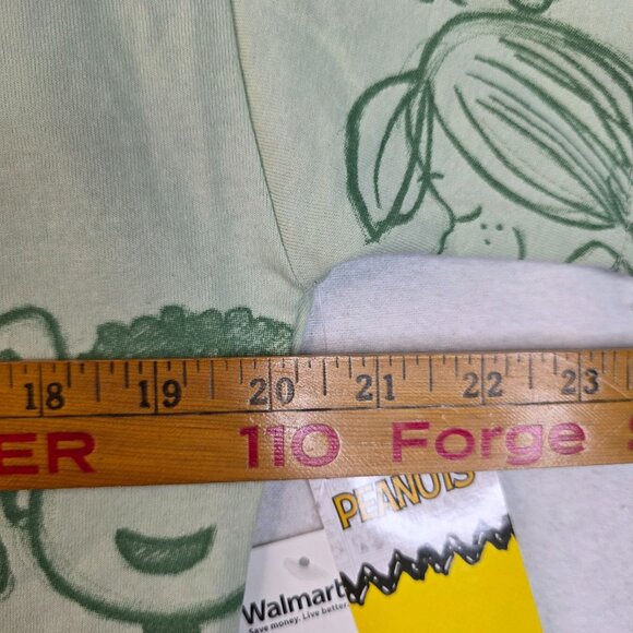 Peanuts Women's Charlie Brown and Friends Graphic Tee Size XS - Picture 6 of 7